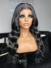 Load image into Gallery viewer, 22&quot; 4x4 Body Wave Wig
